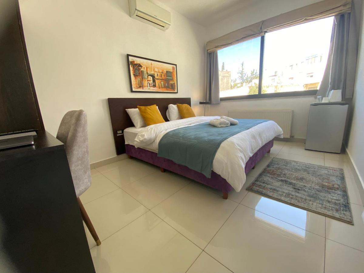 Lemon Tree Residence Amman Exteriör bild